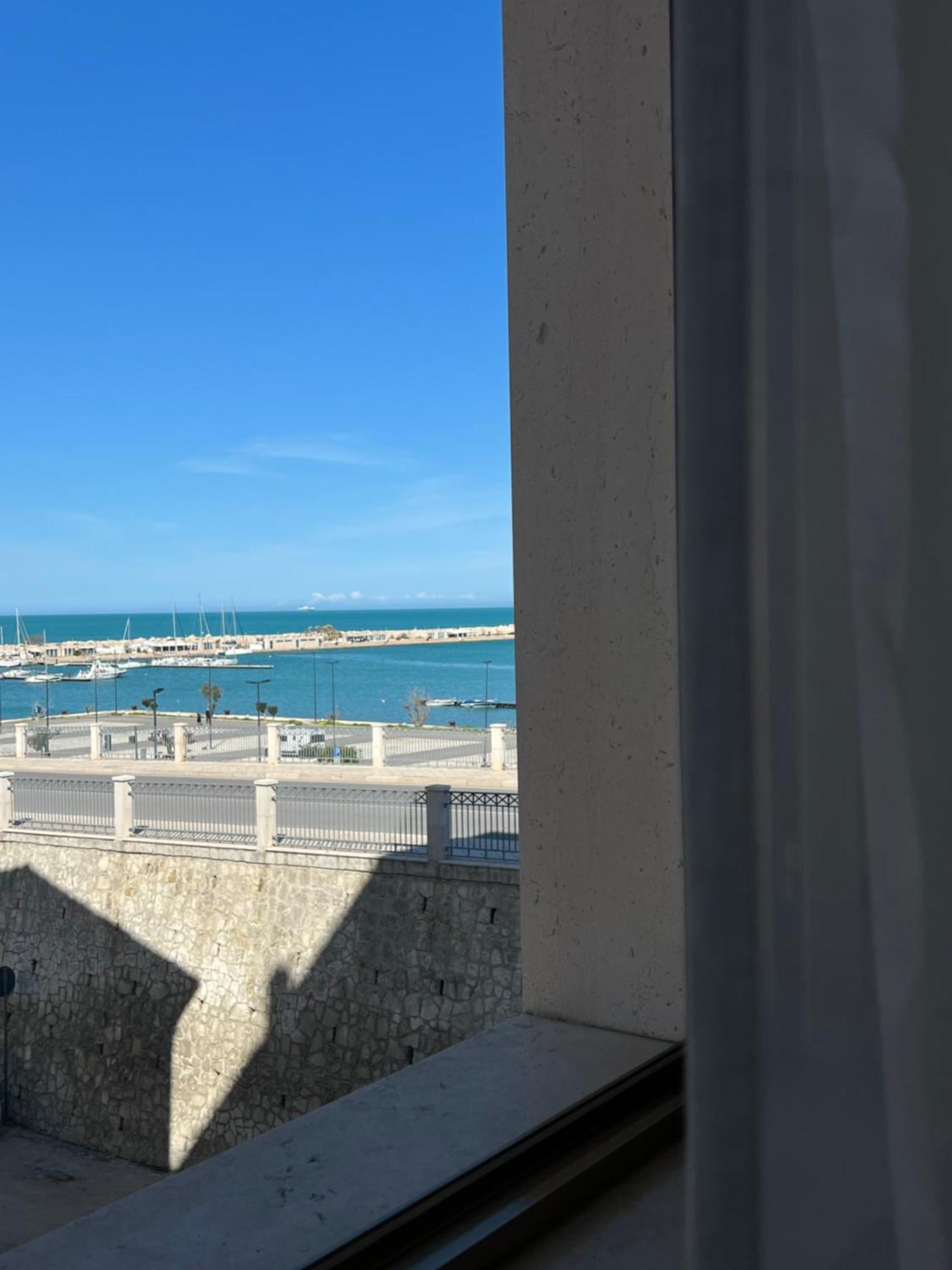 Appartement Casa Roberta With Balcony And Sea View à Vieste Extérieur photo